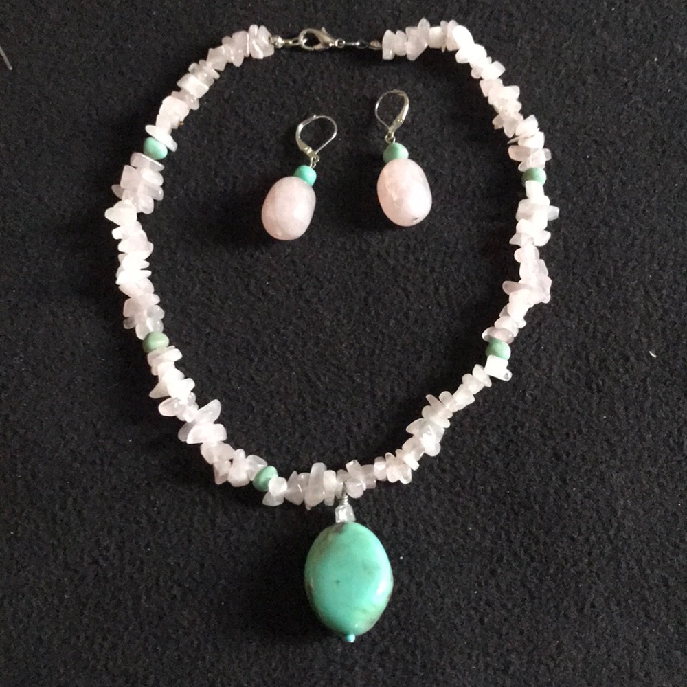Rose Quartz Necklace w/Polished Turquoise Pendant